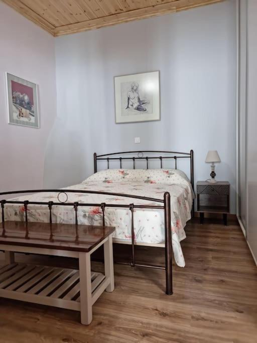 Gs Home Gythio Esterno foto