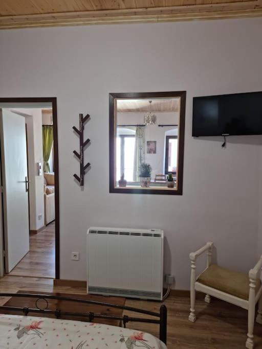 Gs Home Gythio Esterno foto