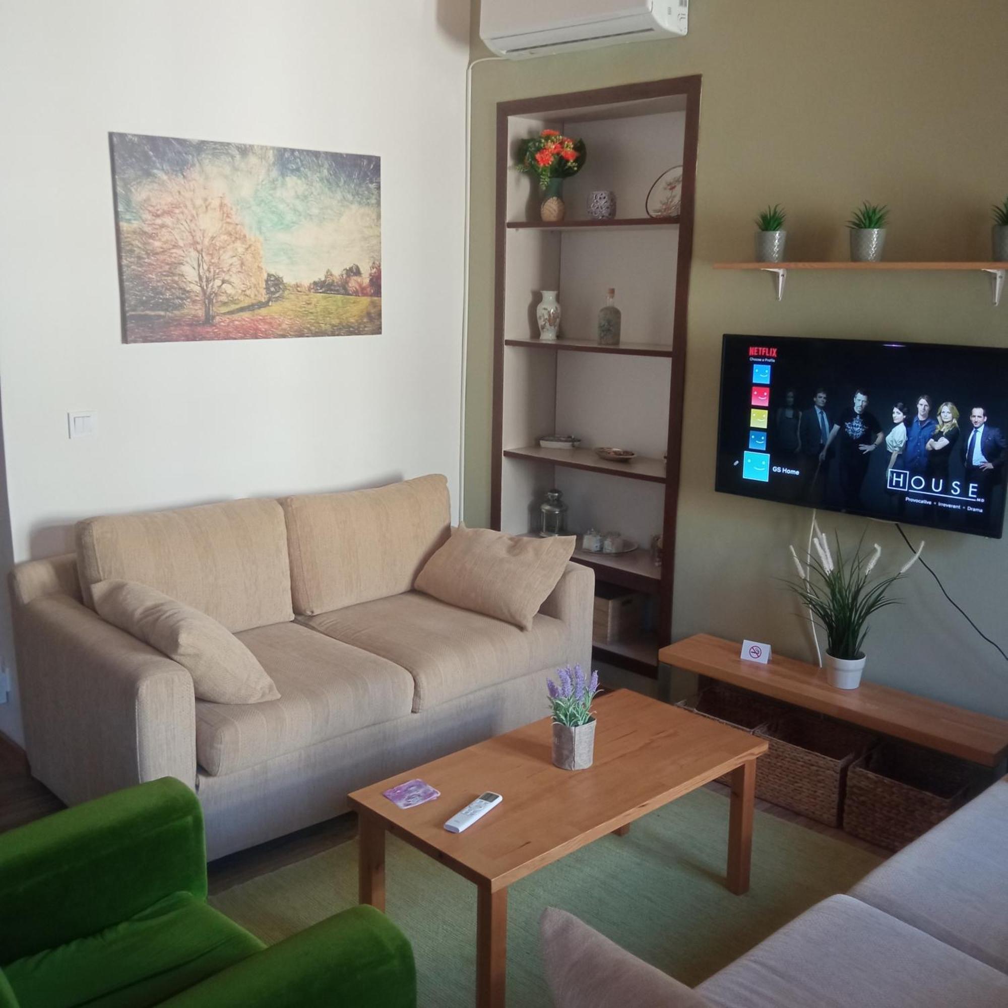 Gs Home Gythio Esterno foto